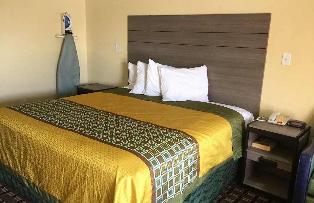 Luxury Inn And Suites Seaworld-1