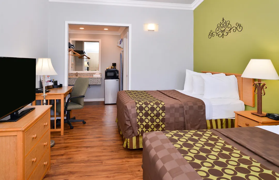 Americas Best Value Inn Los Banos-1