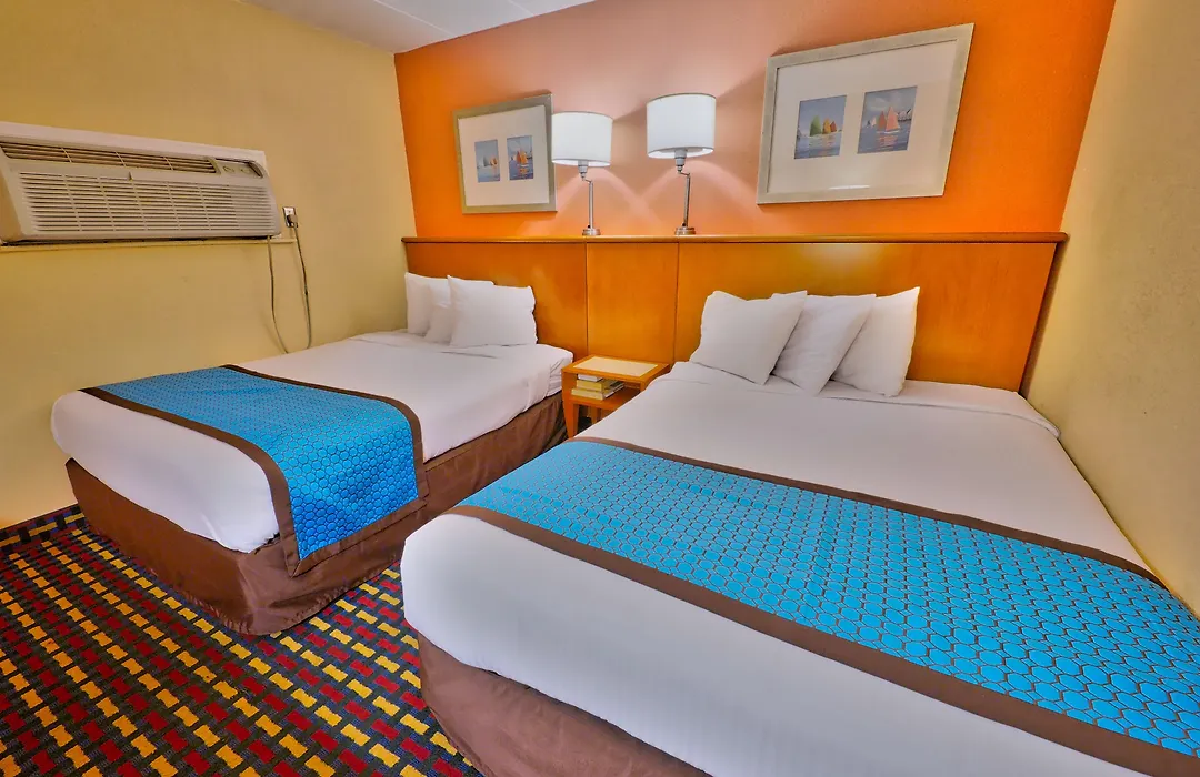 Seashire Inn & Suites-1