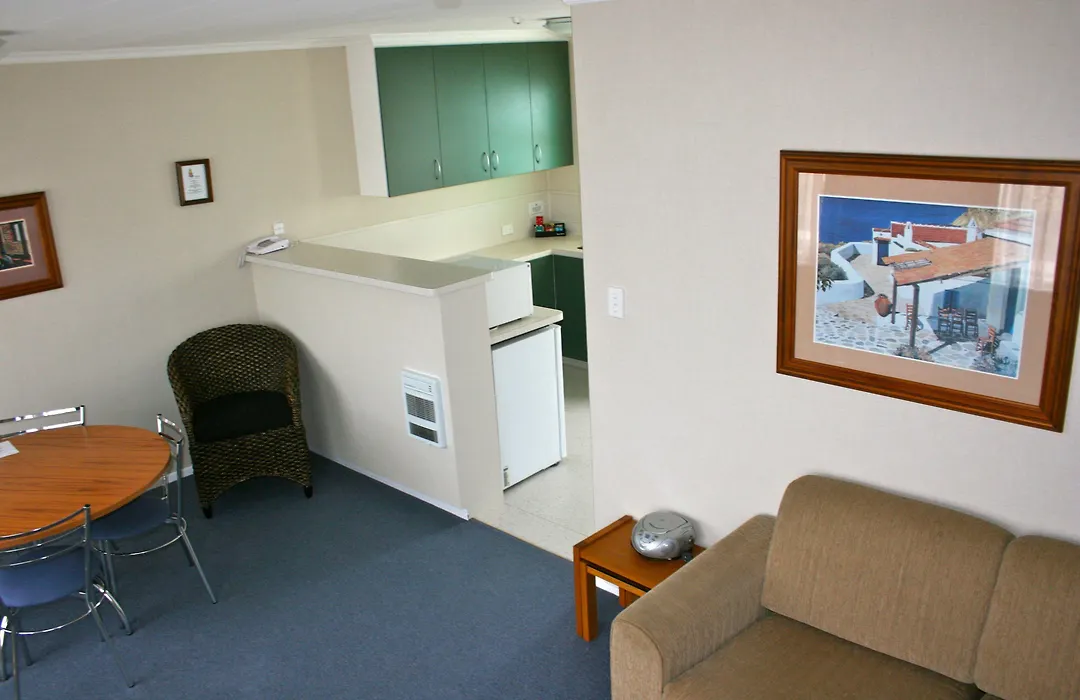 Amber Court Motel-1