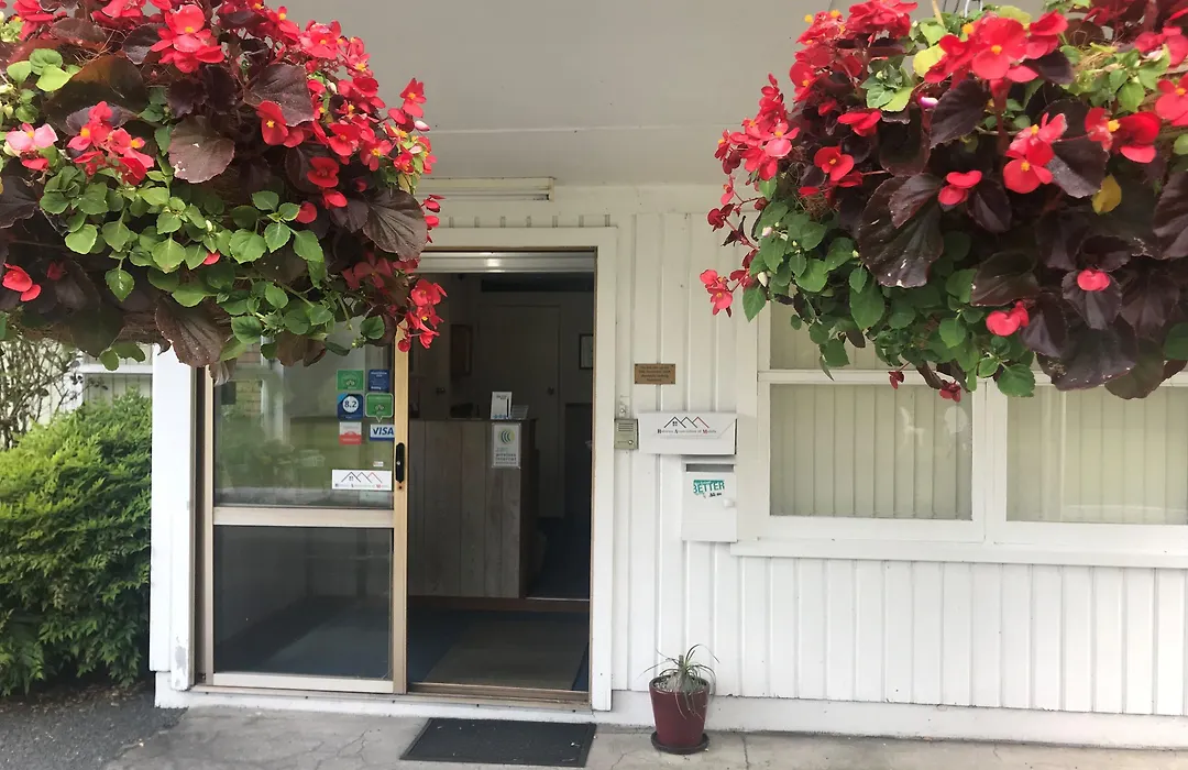 Fairy Springs Motel-1
