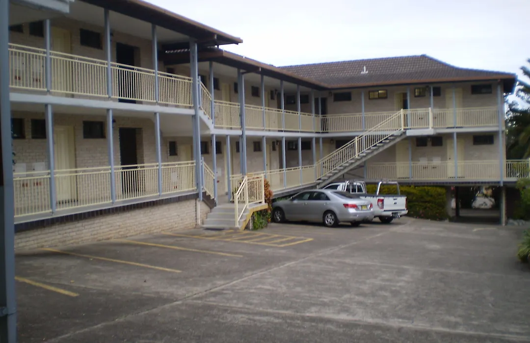 Excelsior Motor Inn-1