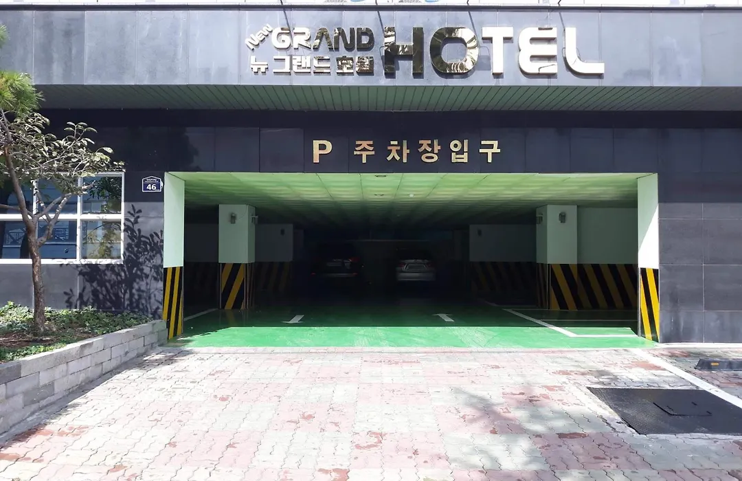 New Grand Hotel-1