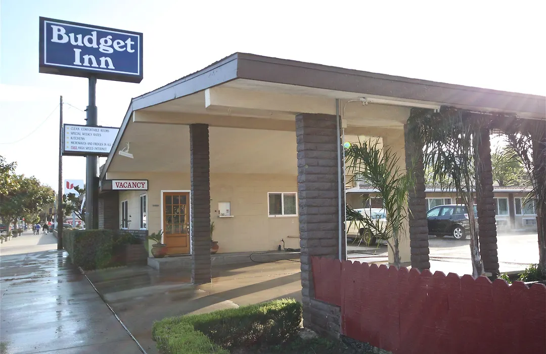 Budget Inn-1