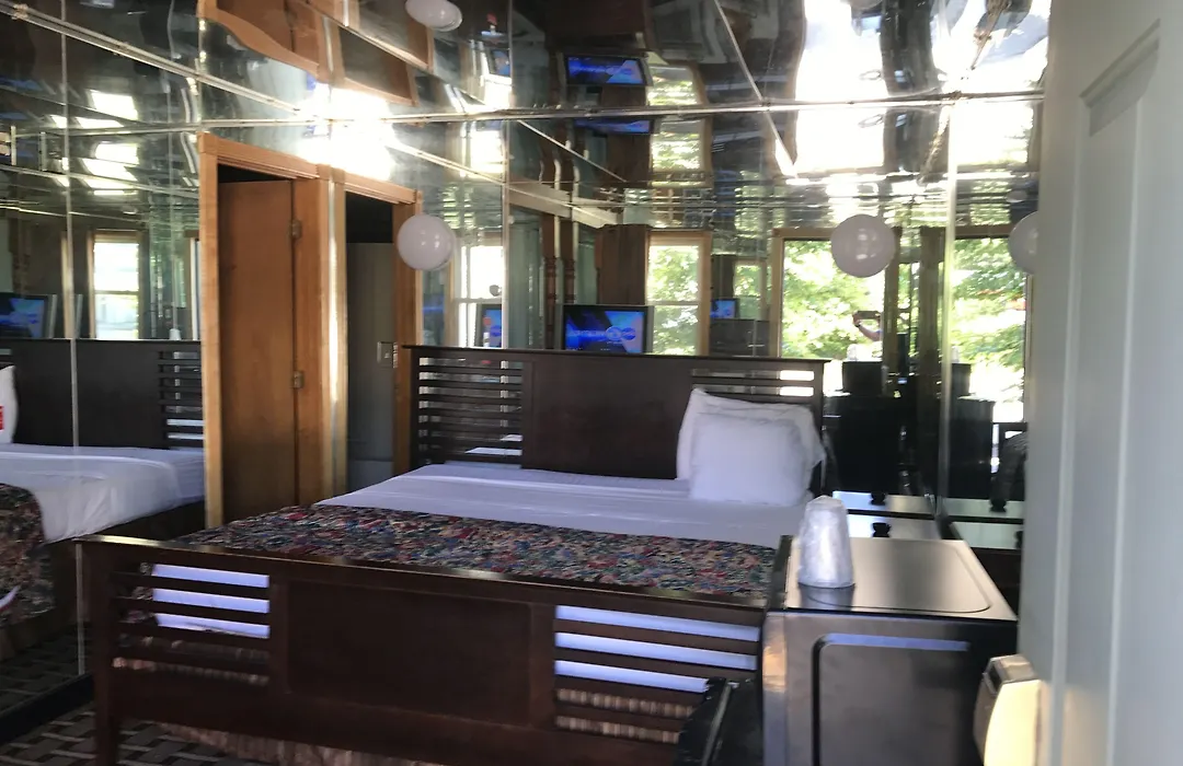 Capri Motel-1