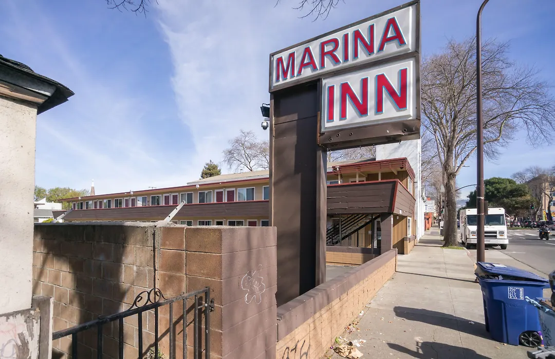 Marina Inn Berkeley-1