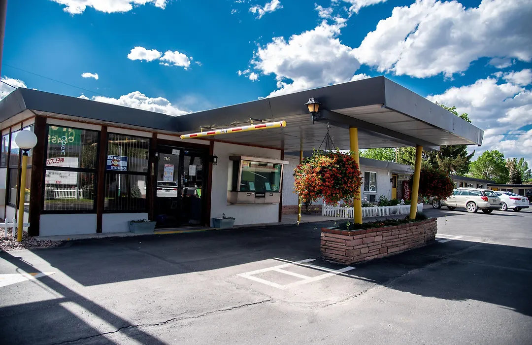 American Classic Inn-1