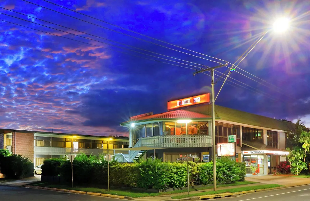 Tropical Gateway Motor Inn-1