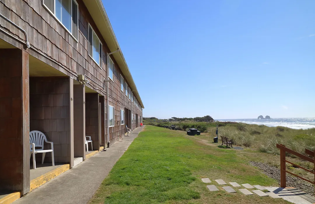 Silver Sands-1