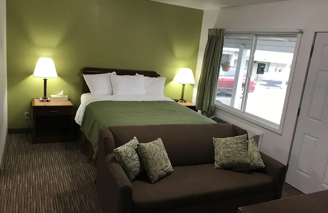 Sundowner Motel Sequim-1