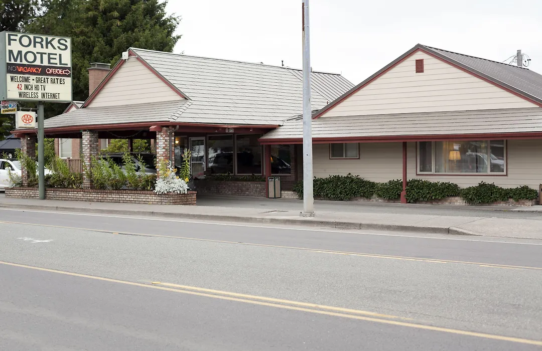 Forks Motel-1