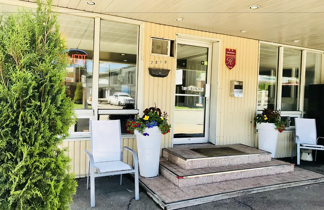Motel Bellefeuille-1