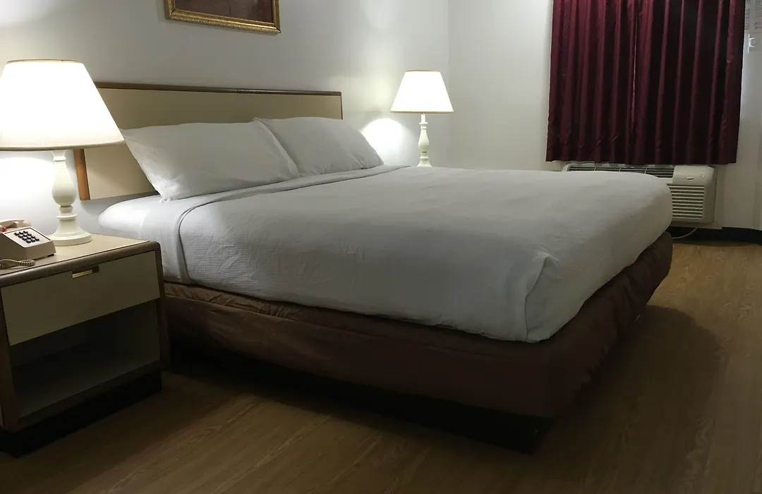 Contempra Inn-1