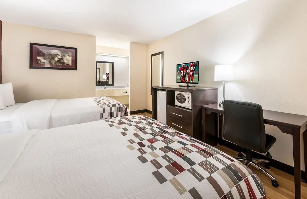 Red Roof Inn Indianapolis - Castleton-1