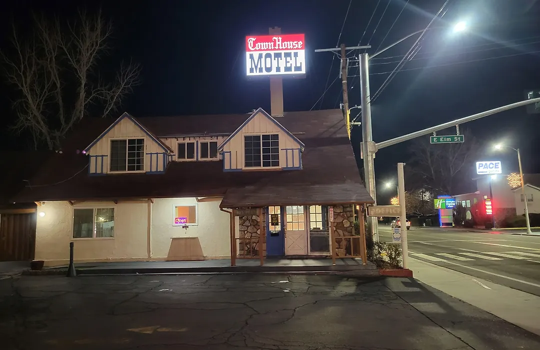 Townhouse Motel-1