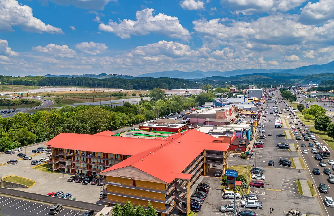 Americana Inn A Travelodge By Wyndham-1