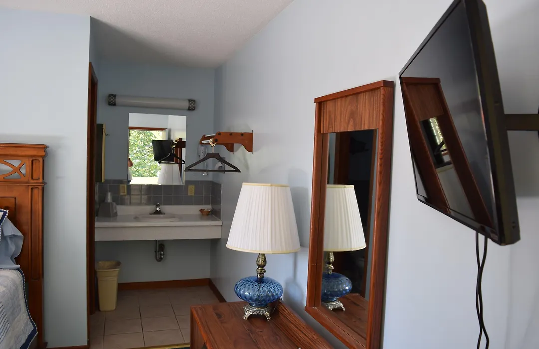 Green Valley Motor Lodge-1