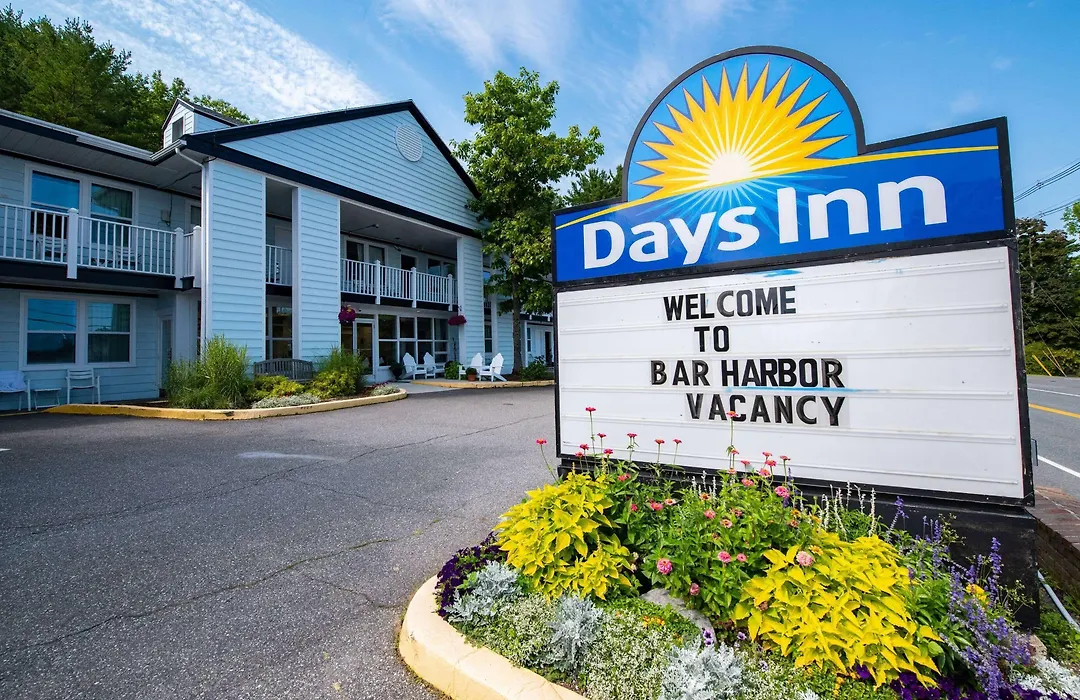 Days Inn By Wyndham Bar Harbor-1
