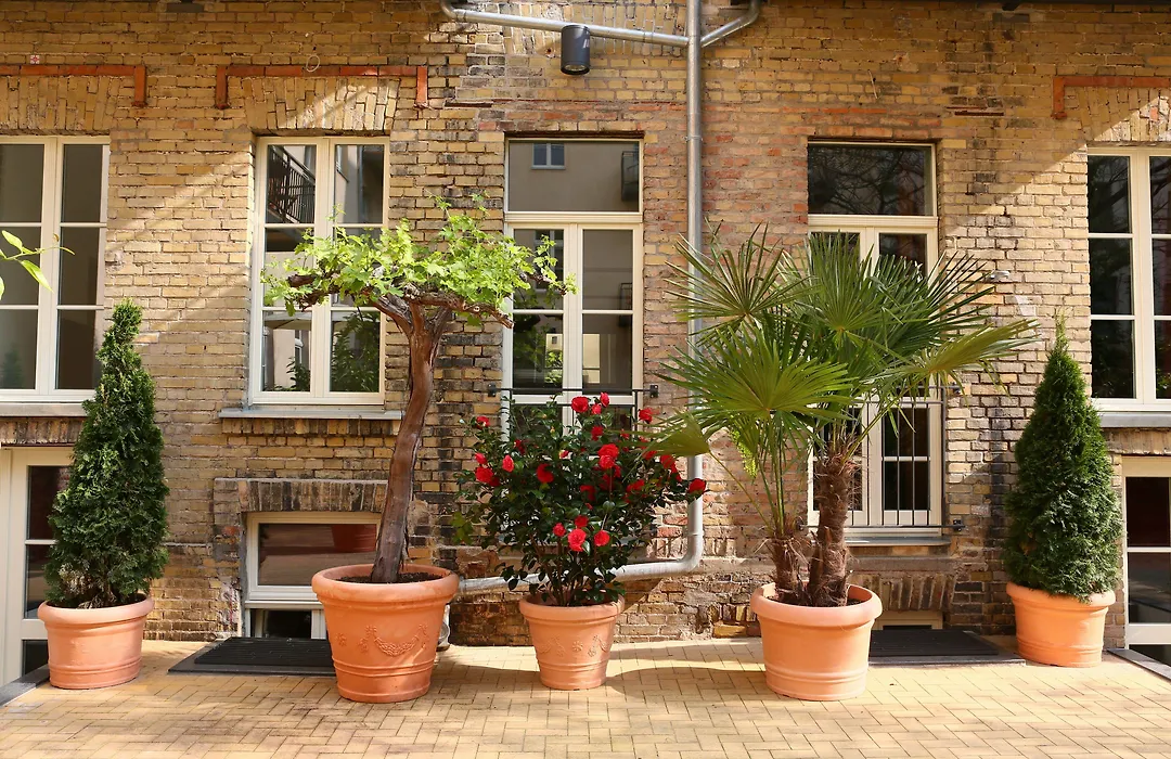 Garden Living - Boutique Hotel-1