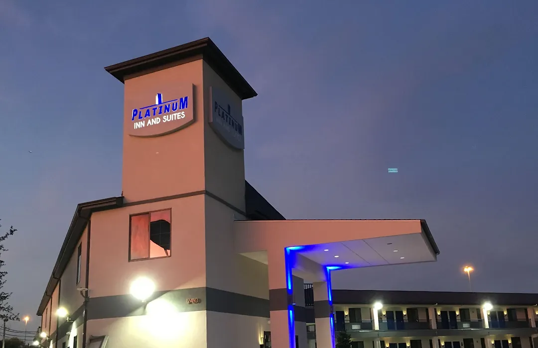Platinum Inn And Suites-1