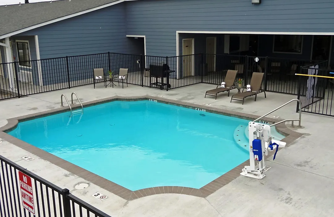 Kenedy Inn And Suites-1