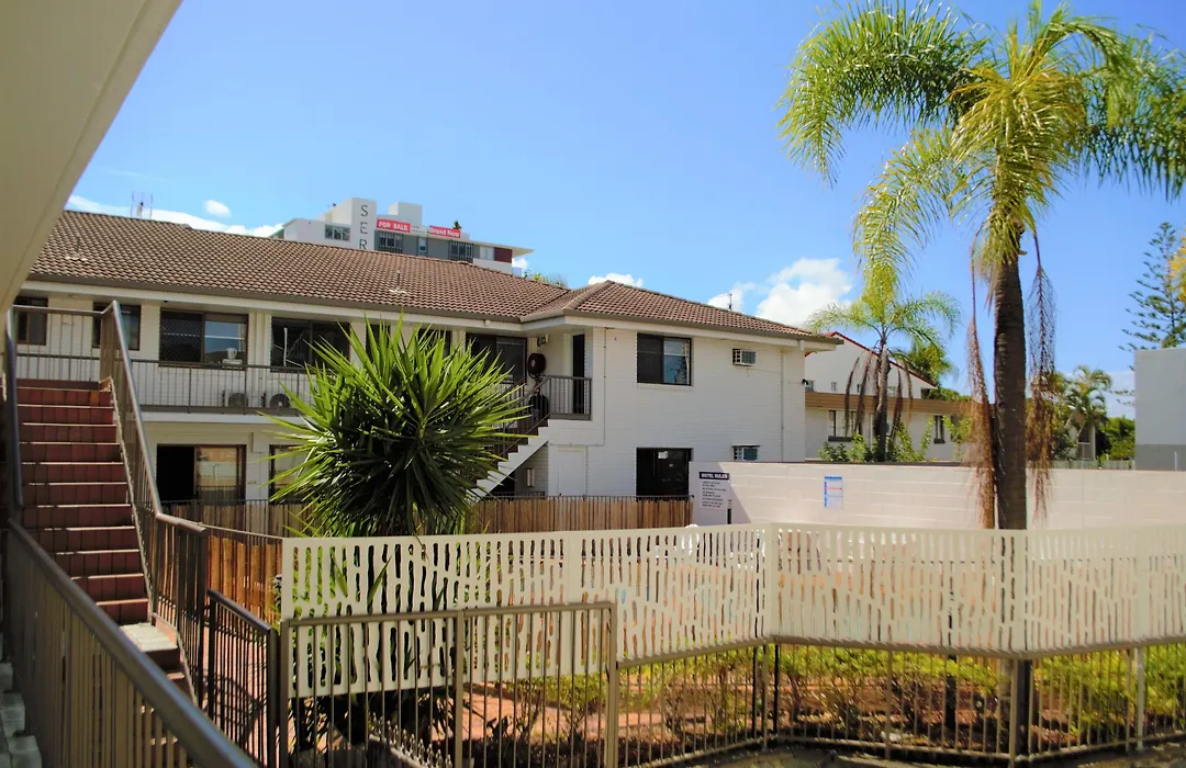 Gold Coast Inn-1