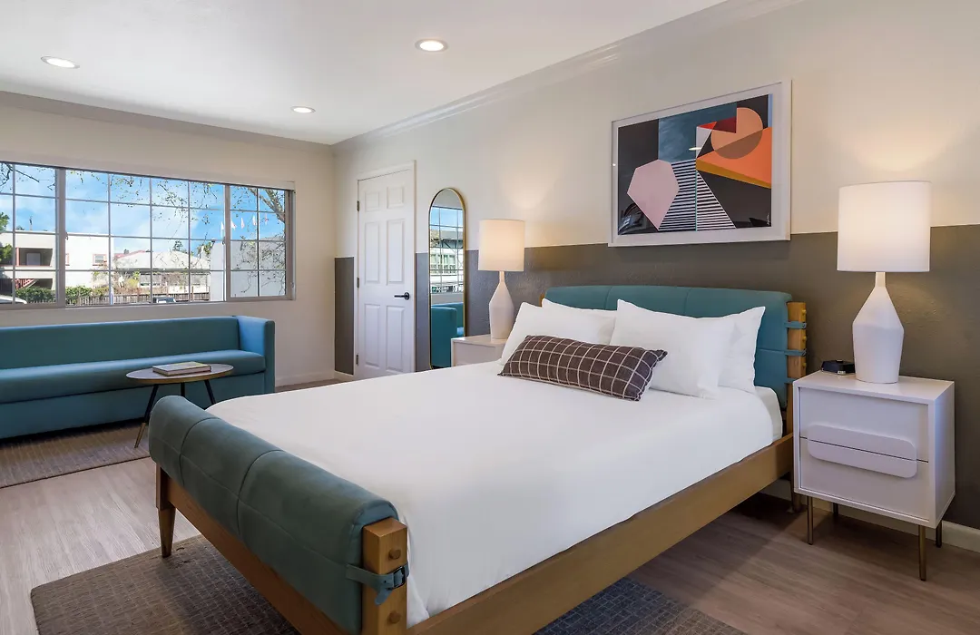 Signature Inn Oakland-1