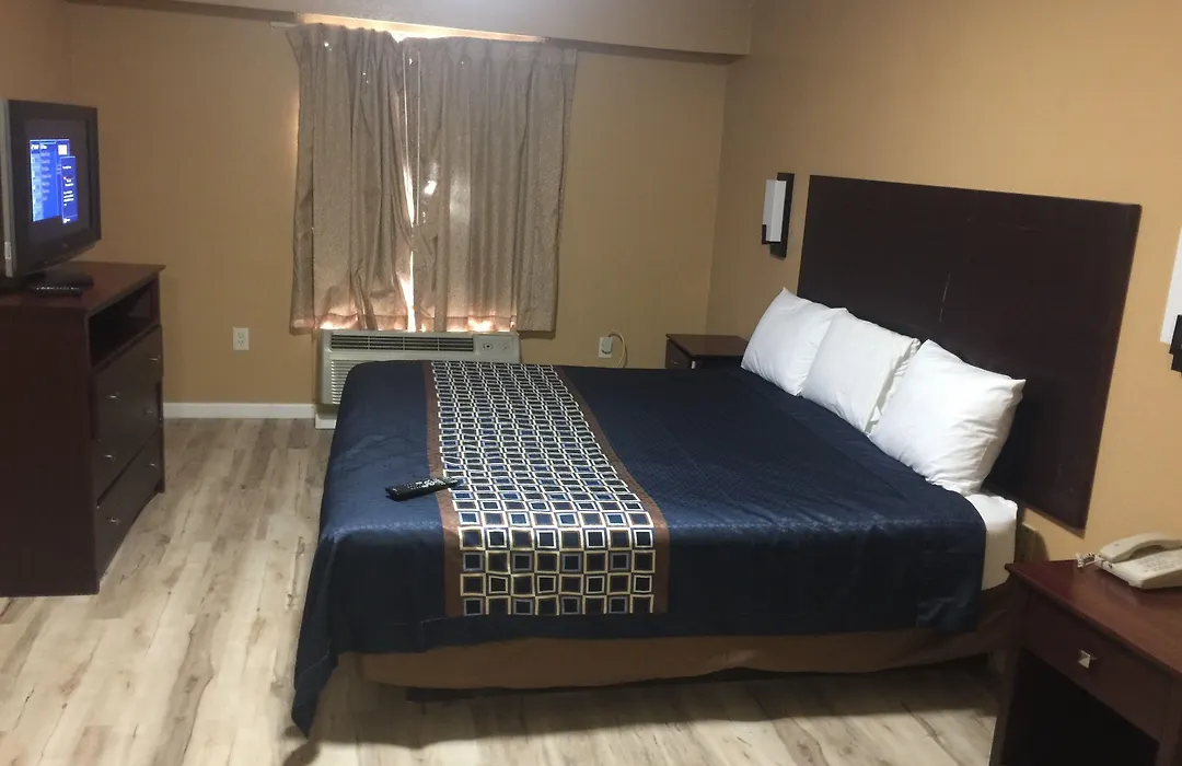 The Crossroads Hotel And Suites Irving-1