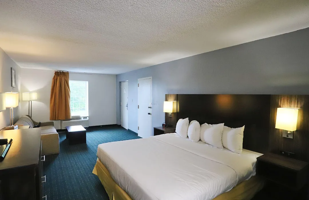 Greenville Inn & Suites-1