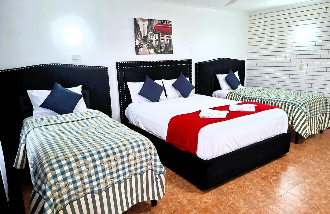 The Queenslander Motel-1
