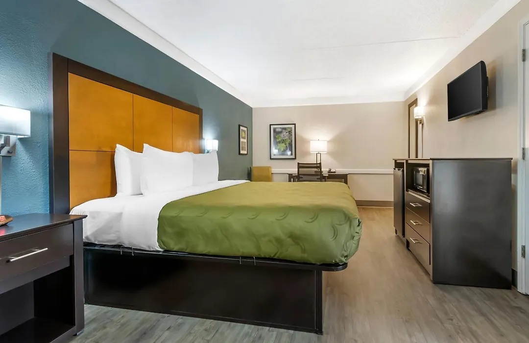 Quality Inn & Suites North Charleston - Ashley Phosphate-1
