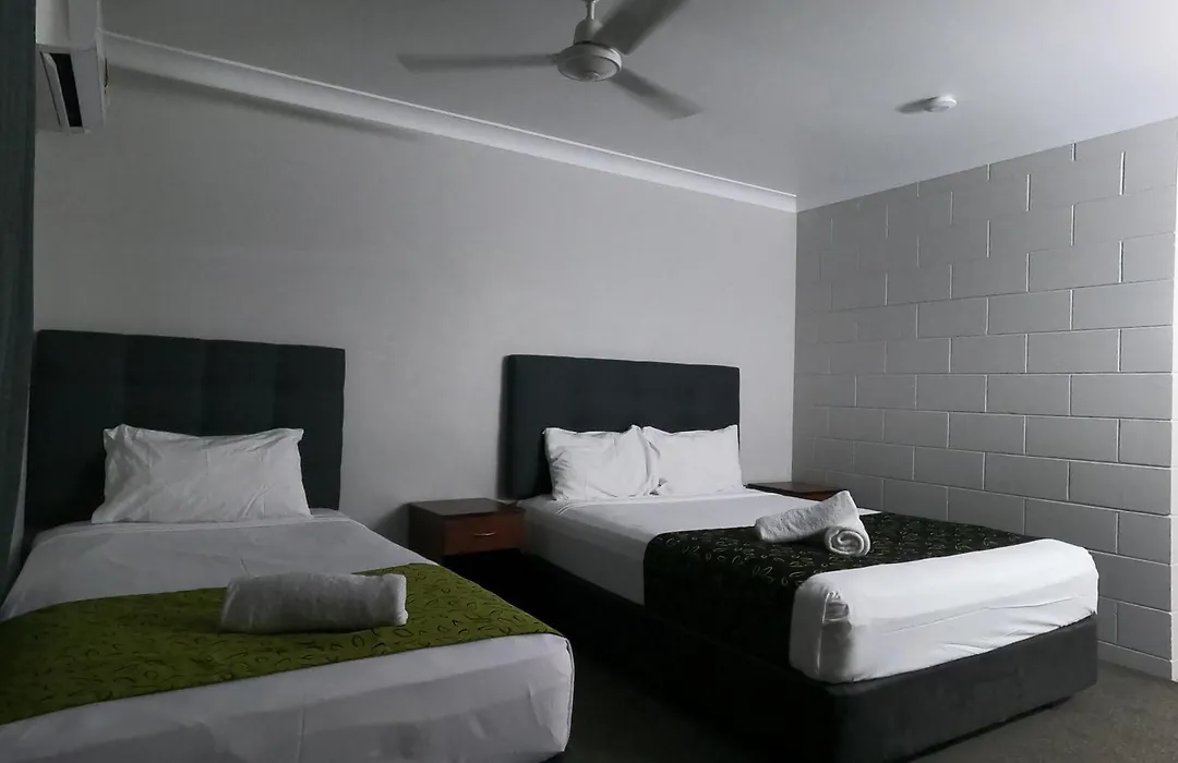 Monte Carlo Motor Inn-1