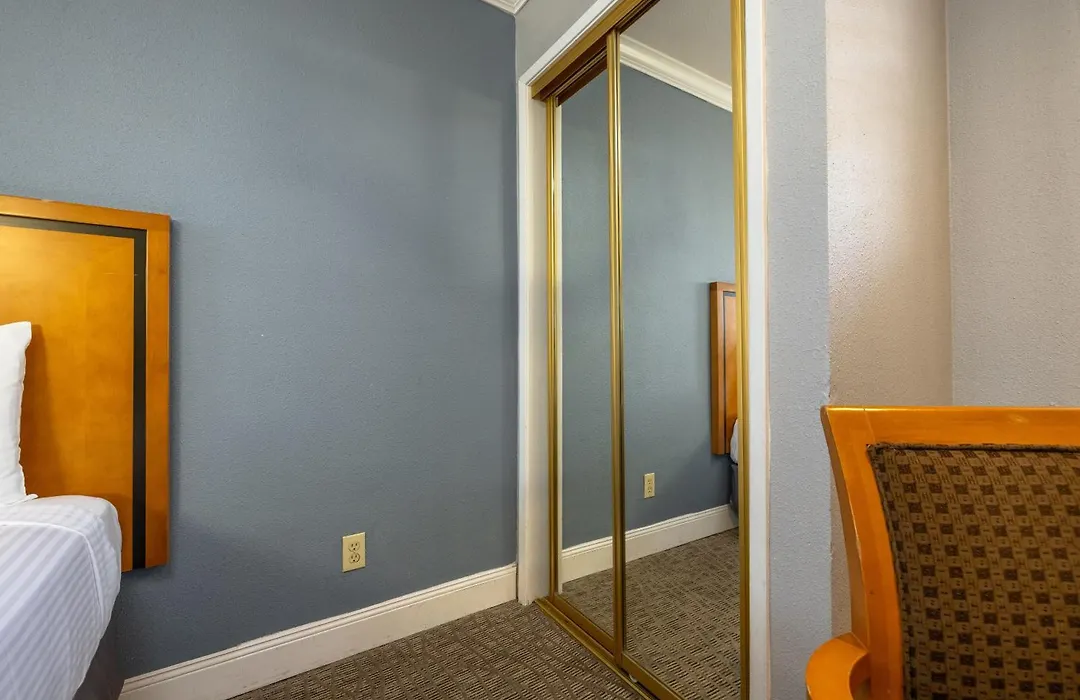 Soma Park Inn-1