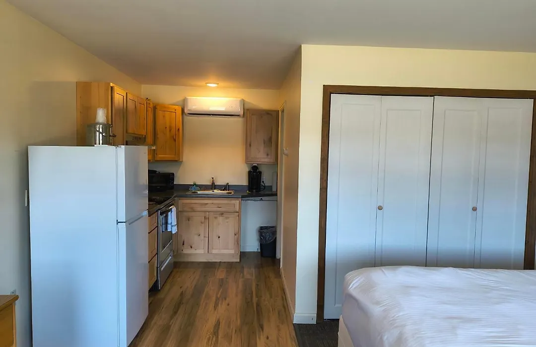 Sara Placid Inn & Suites-1