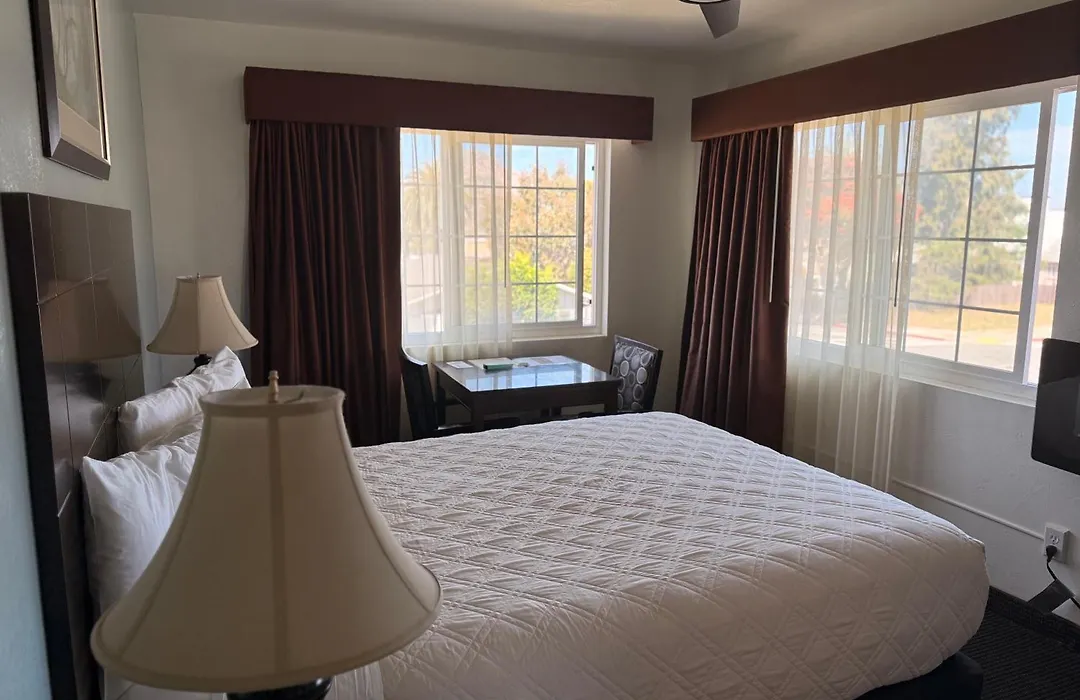 Morro Crest Inn-1