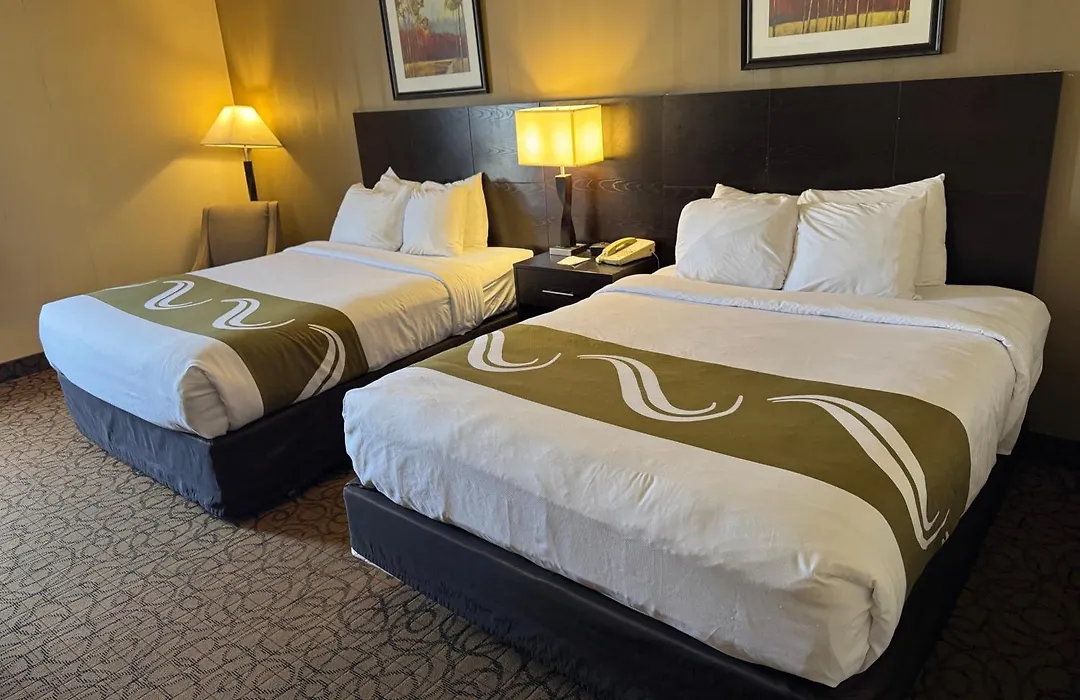 Quality Inn & Suites Escanaba North-1