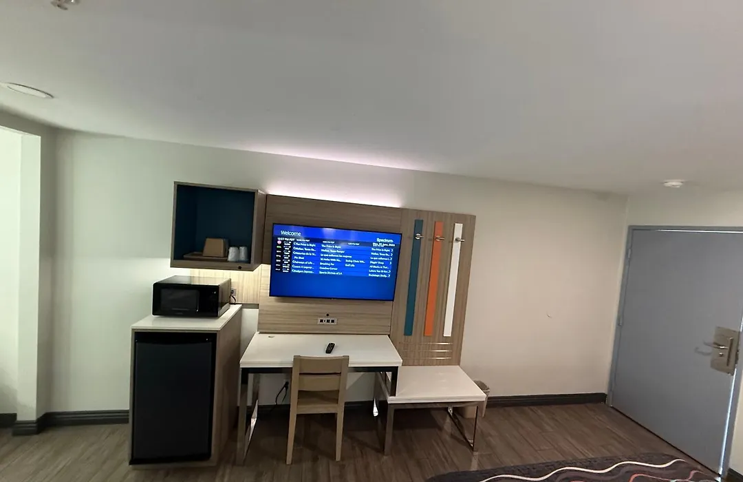 Crescent Inn-1