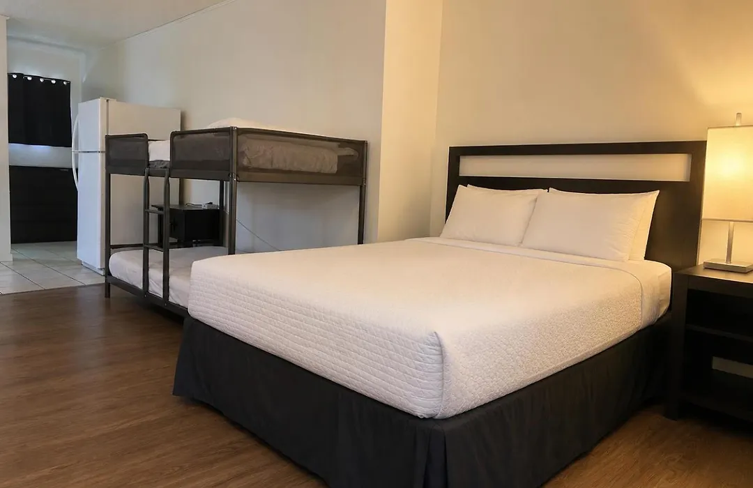 H&H Motor Lodge-1