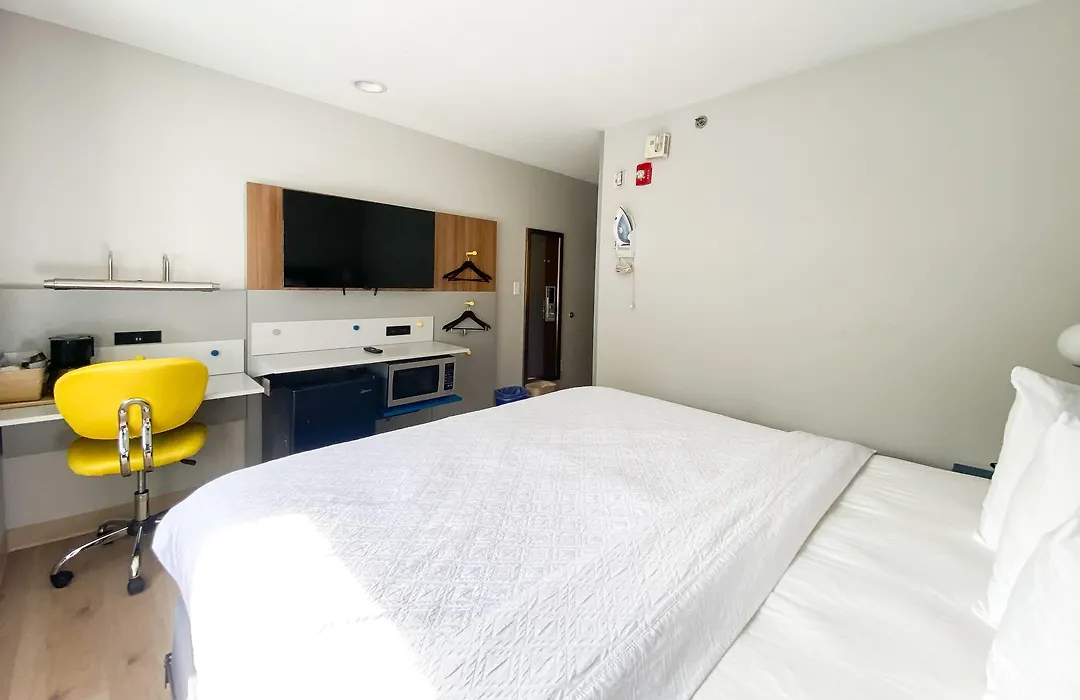 Microtel Inn & Suites By Wyndham Columbia-1