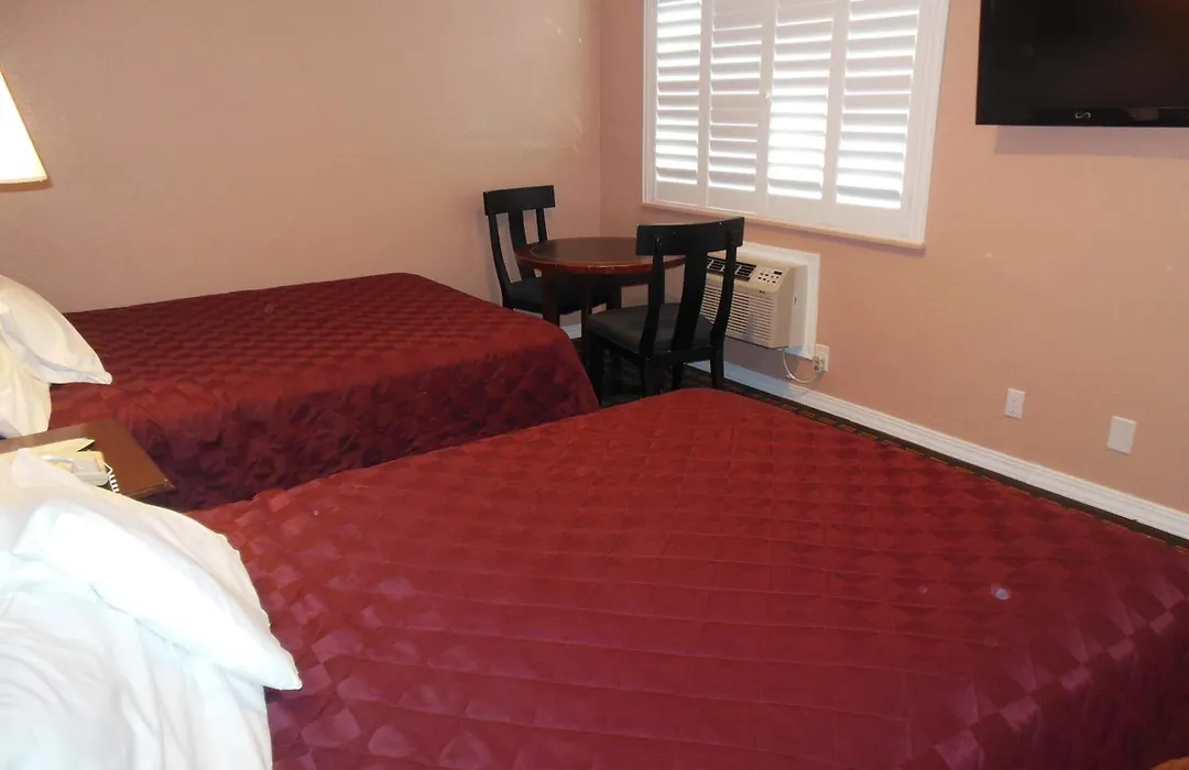 Sealamp Inn-1