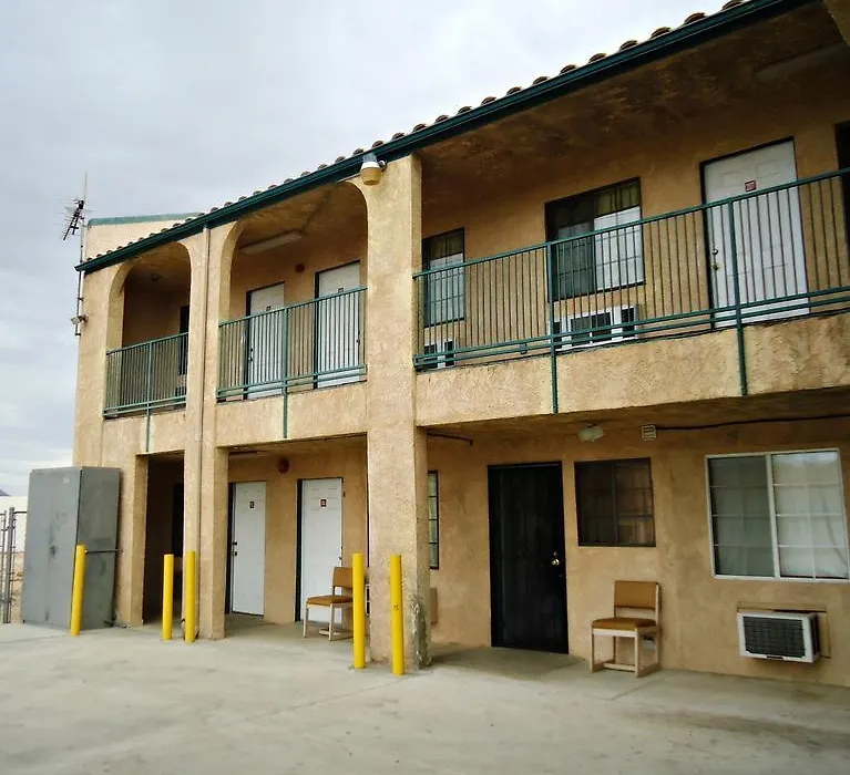 Economy Inn-1