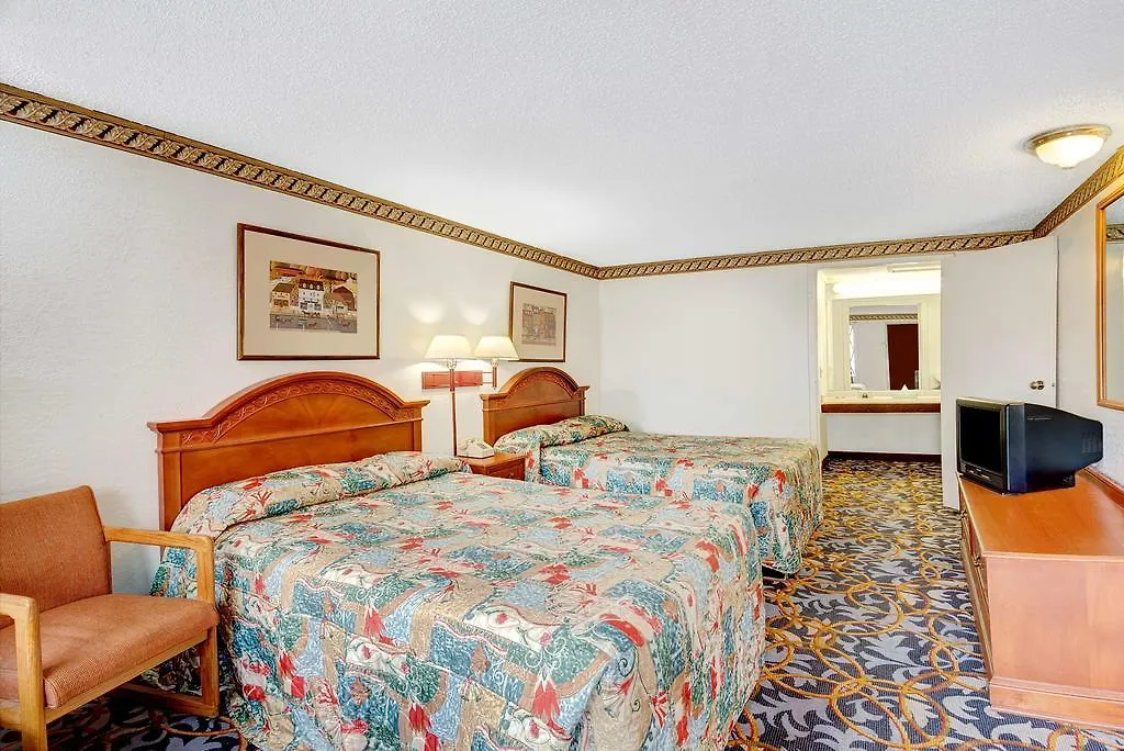 Express Inn Indianapolis-1
