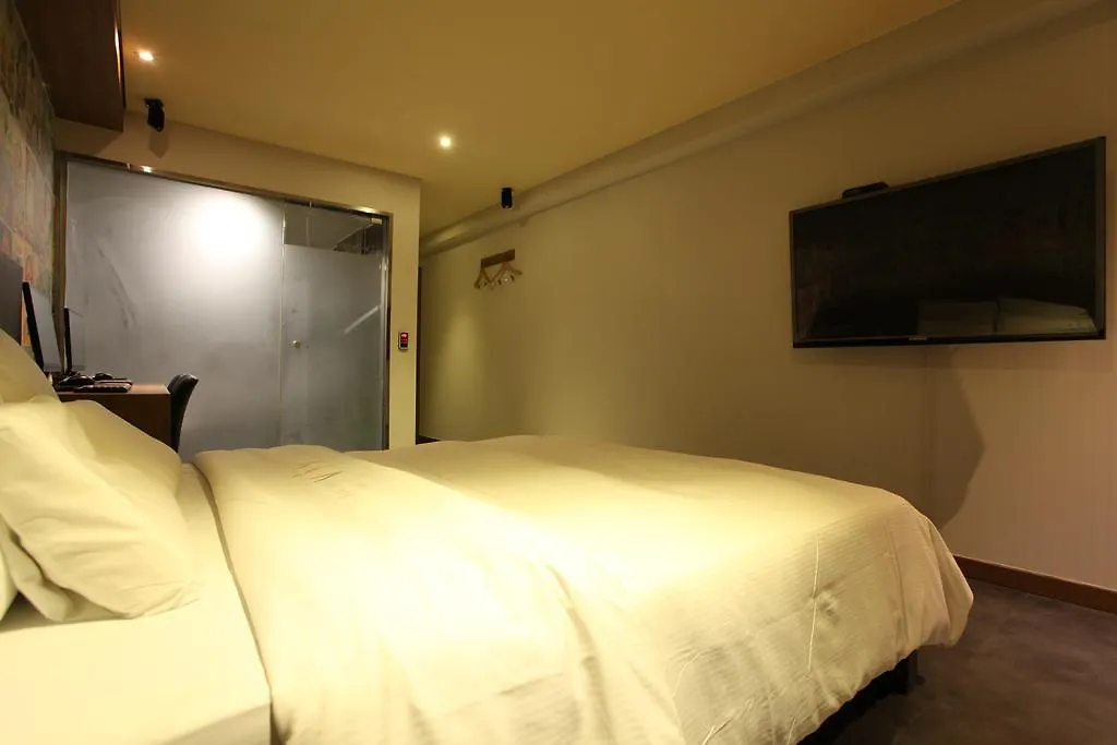 Viv Classic Tourist Hotel-1
