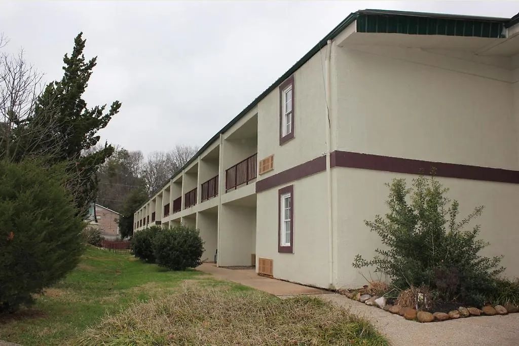 Executive Inn - Knoxville-1