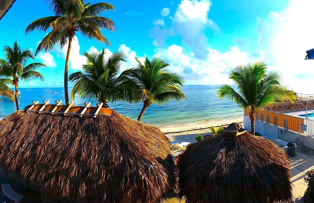 Buccaneer Quarters And Suites-1