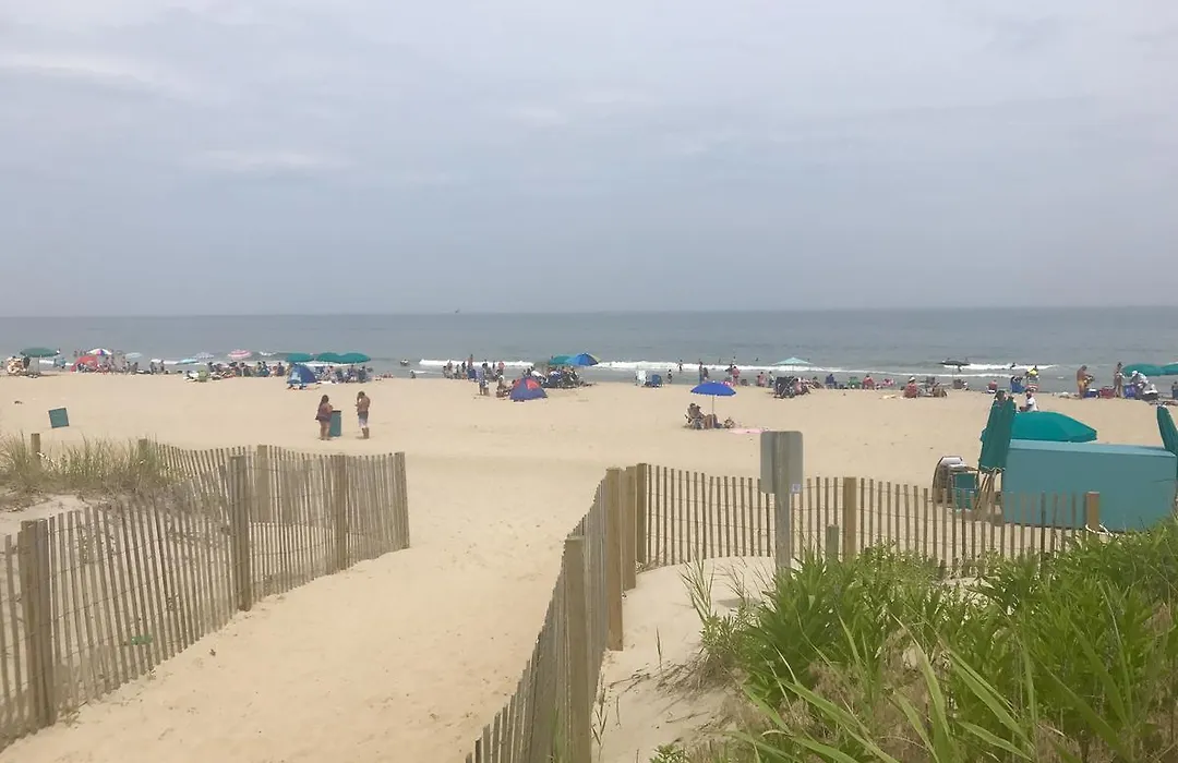Tides Inn-1