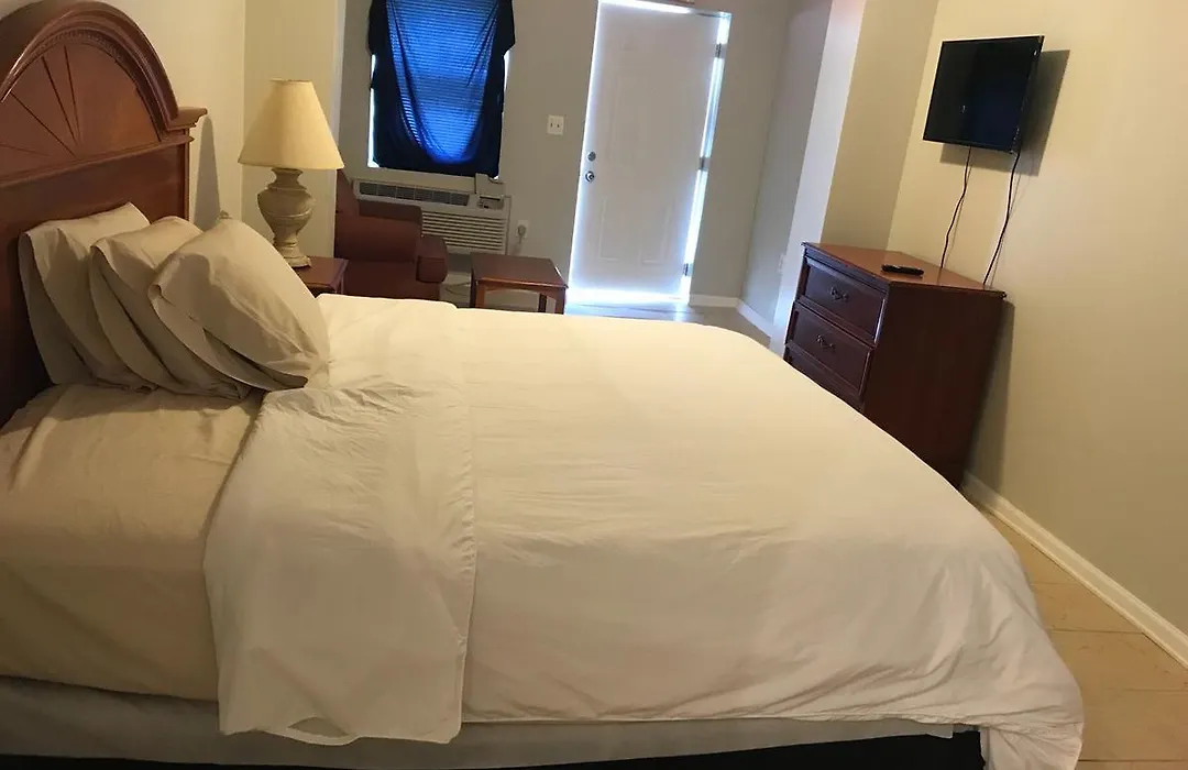 Red Carpet Inn, Alexandria-1