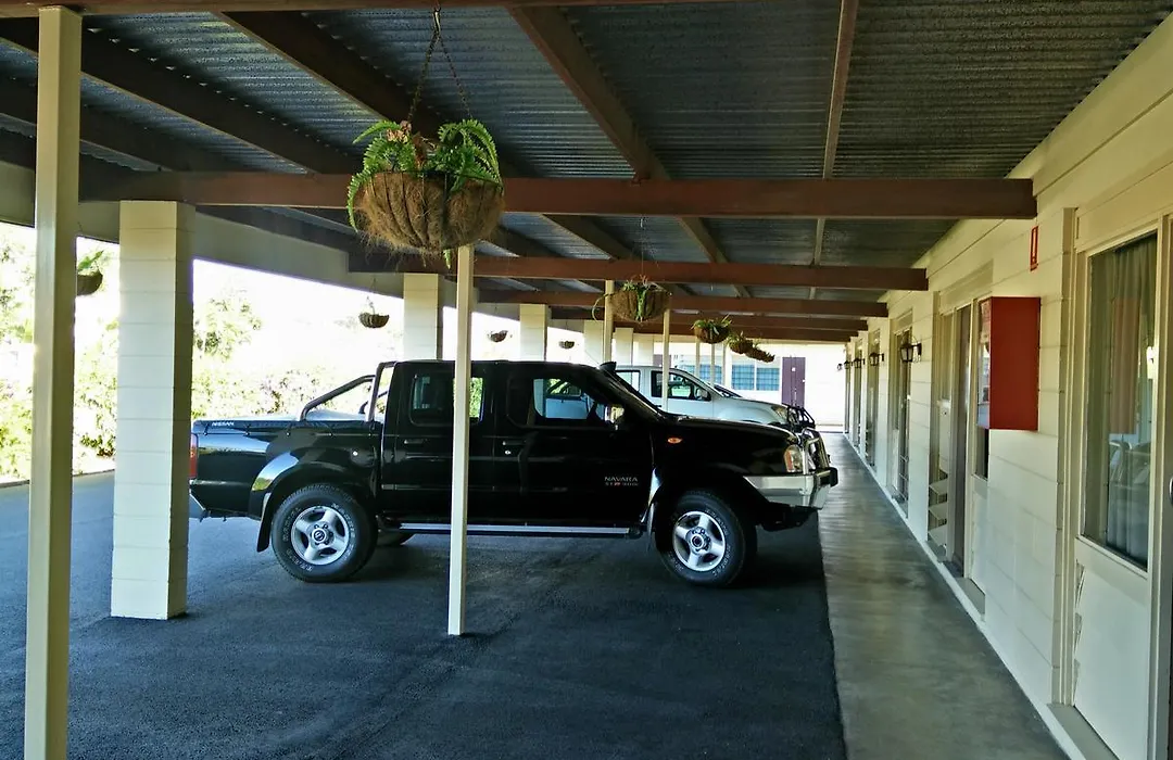 Cairns Motor Inn-1