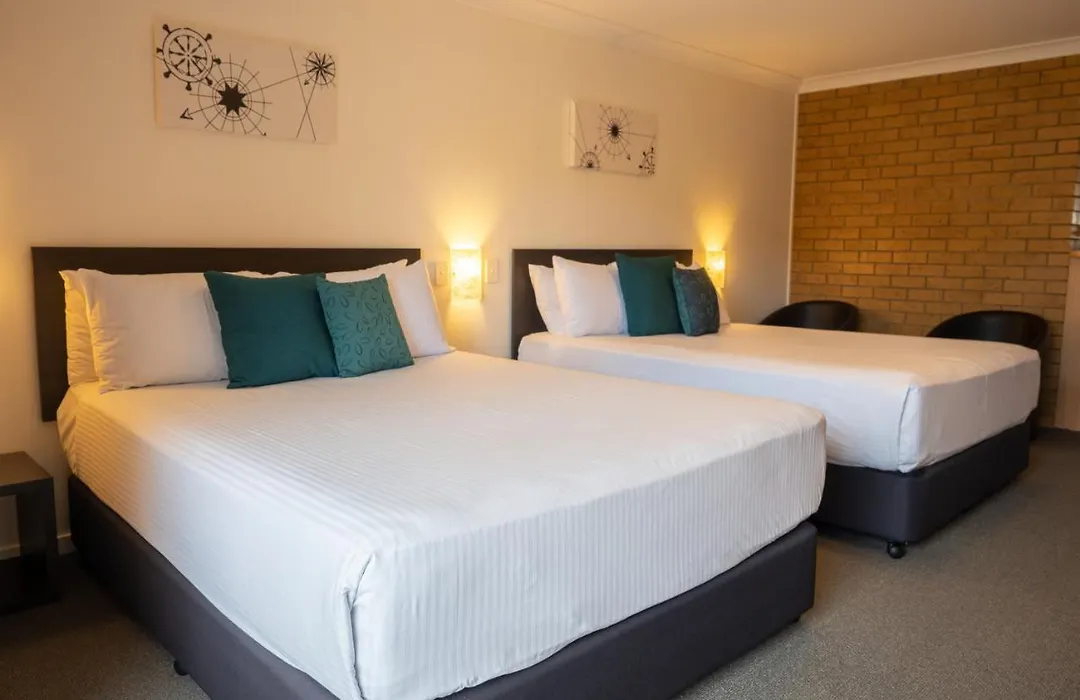 Airport Admiralty Motel-1