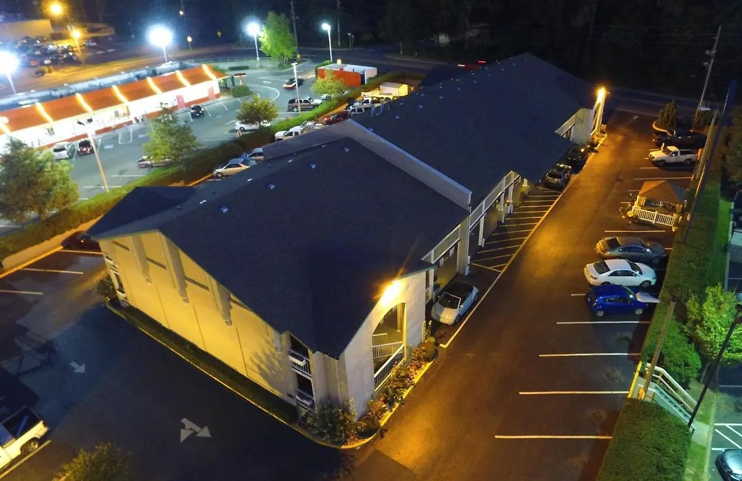 West Bank Inn-1
